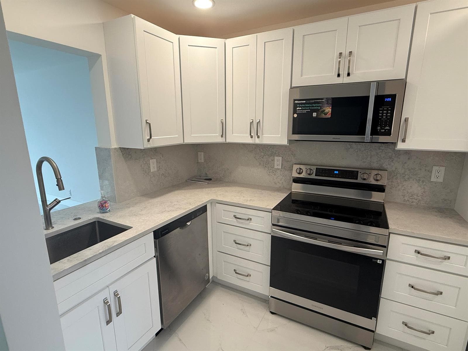 460 Paradise Isle Boulevard 101 photo 9