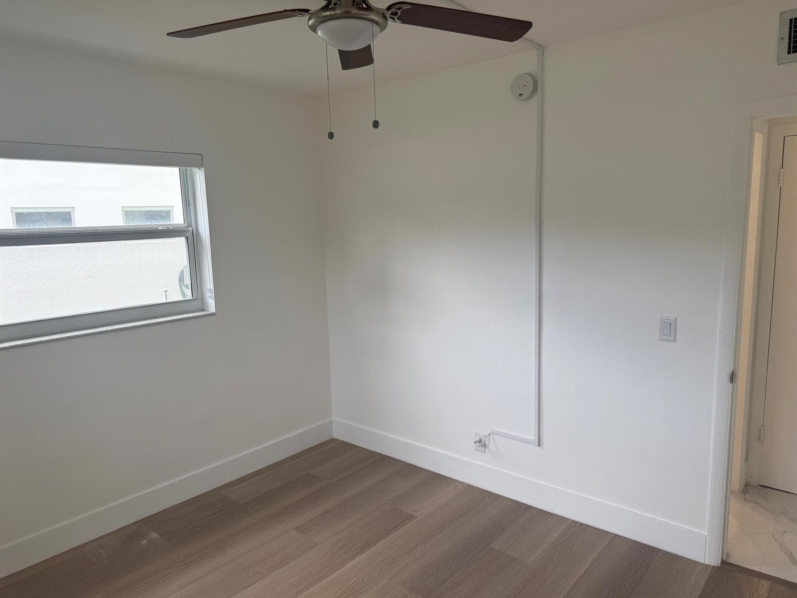 460 Paradise Isle Boulevard 101 photo 25