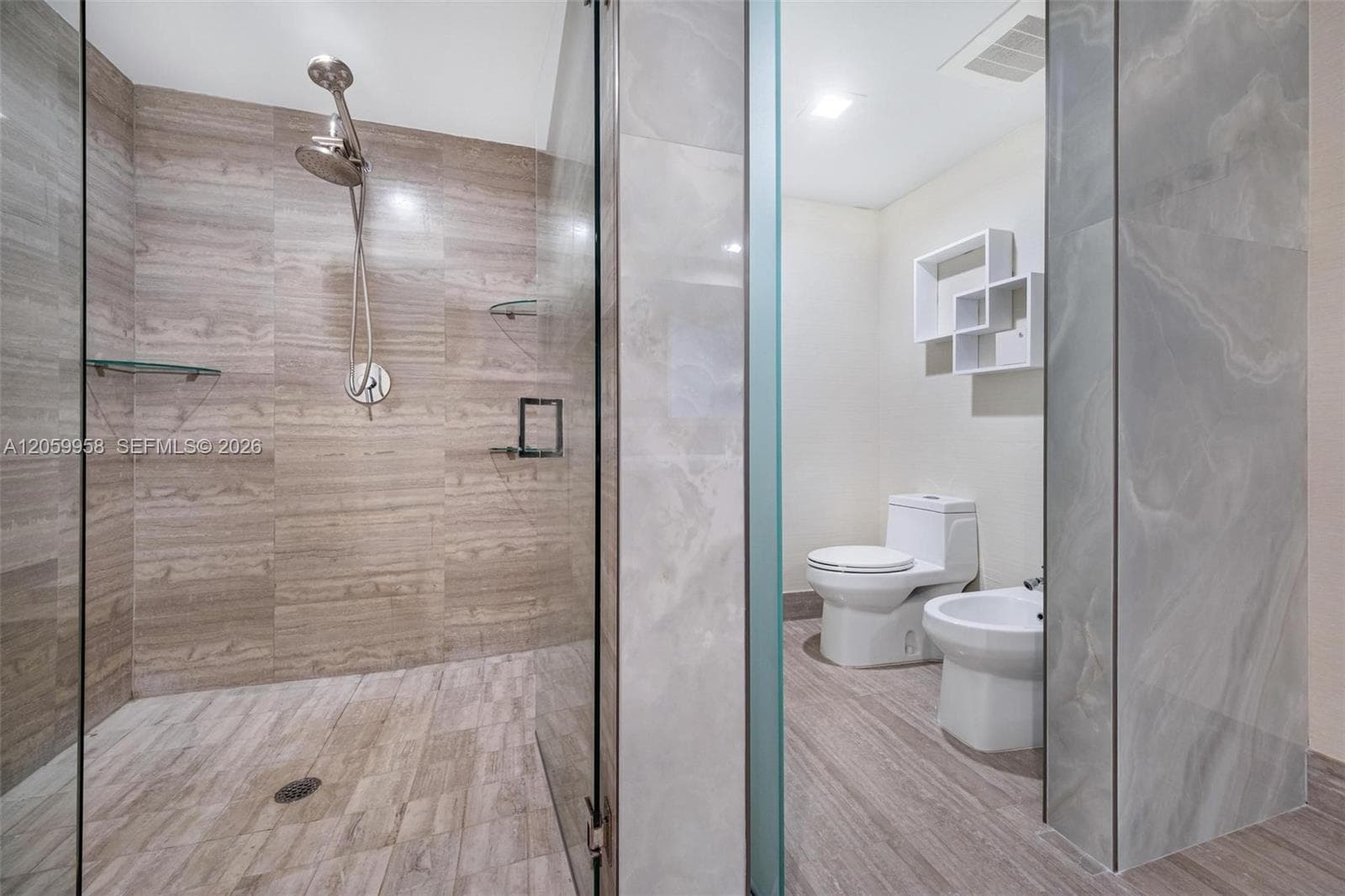 3951 S Ocean Dr 402 photo 14