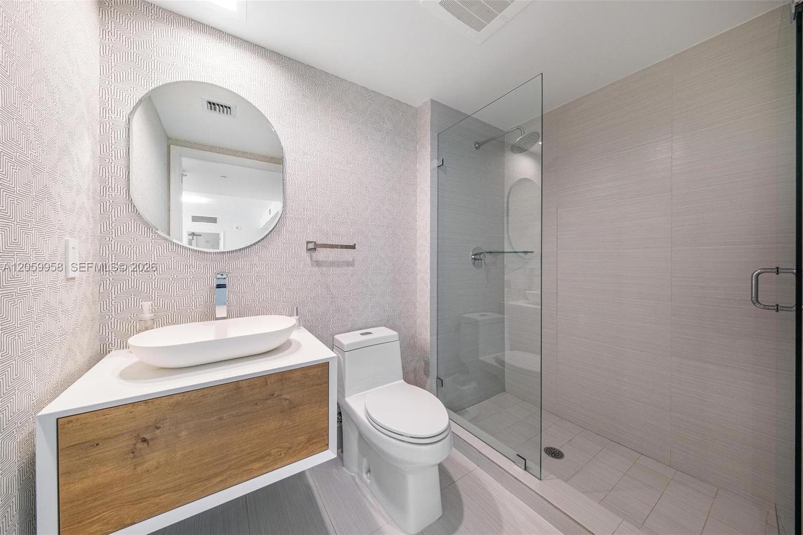 3951 S Ocean Dr 402 photo 18