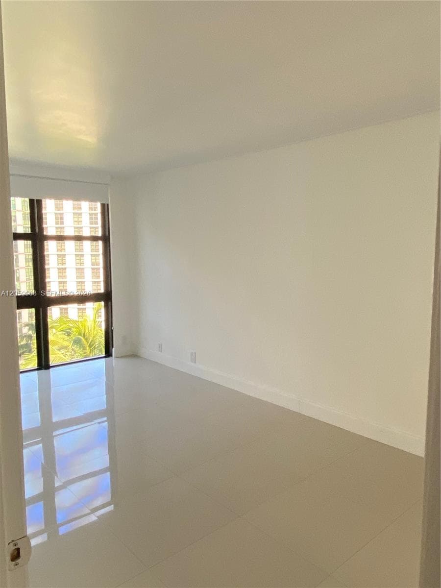 1111 Crandon Blvd A807 photo 3