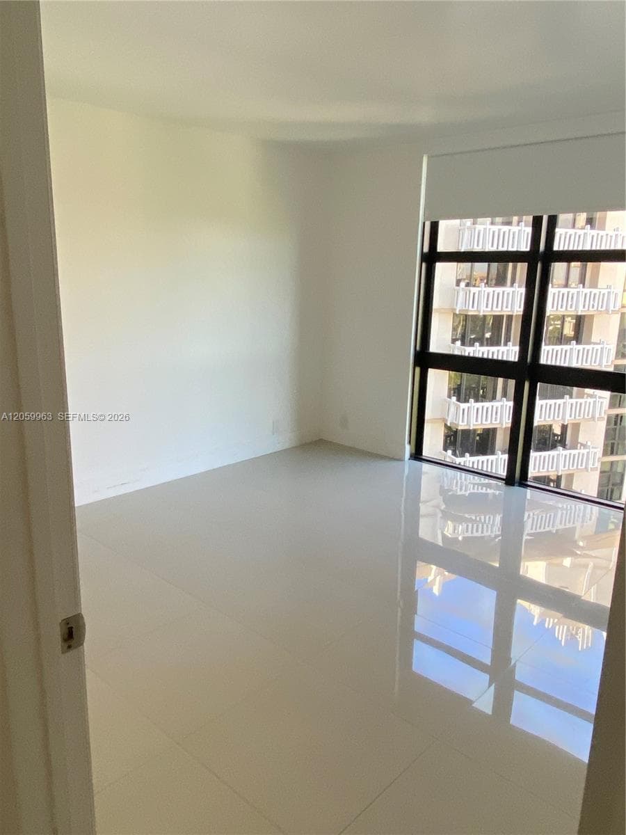 1111 Crandon Blvd A807 photo 5