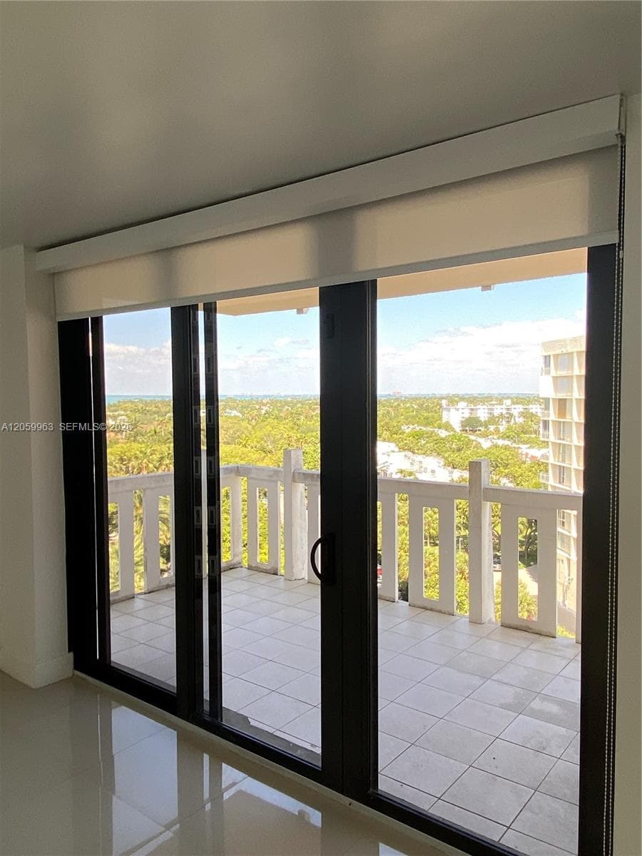 1111 Crandon Blvd A807 photo 4