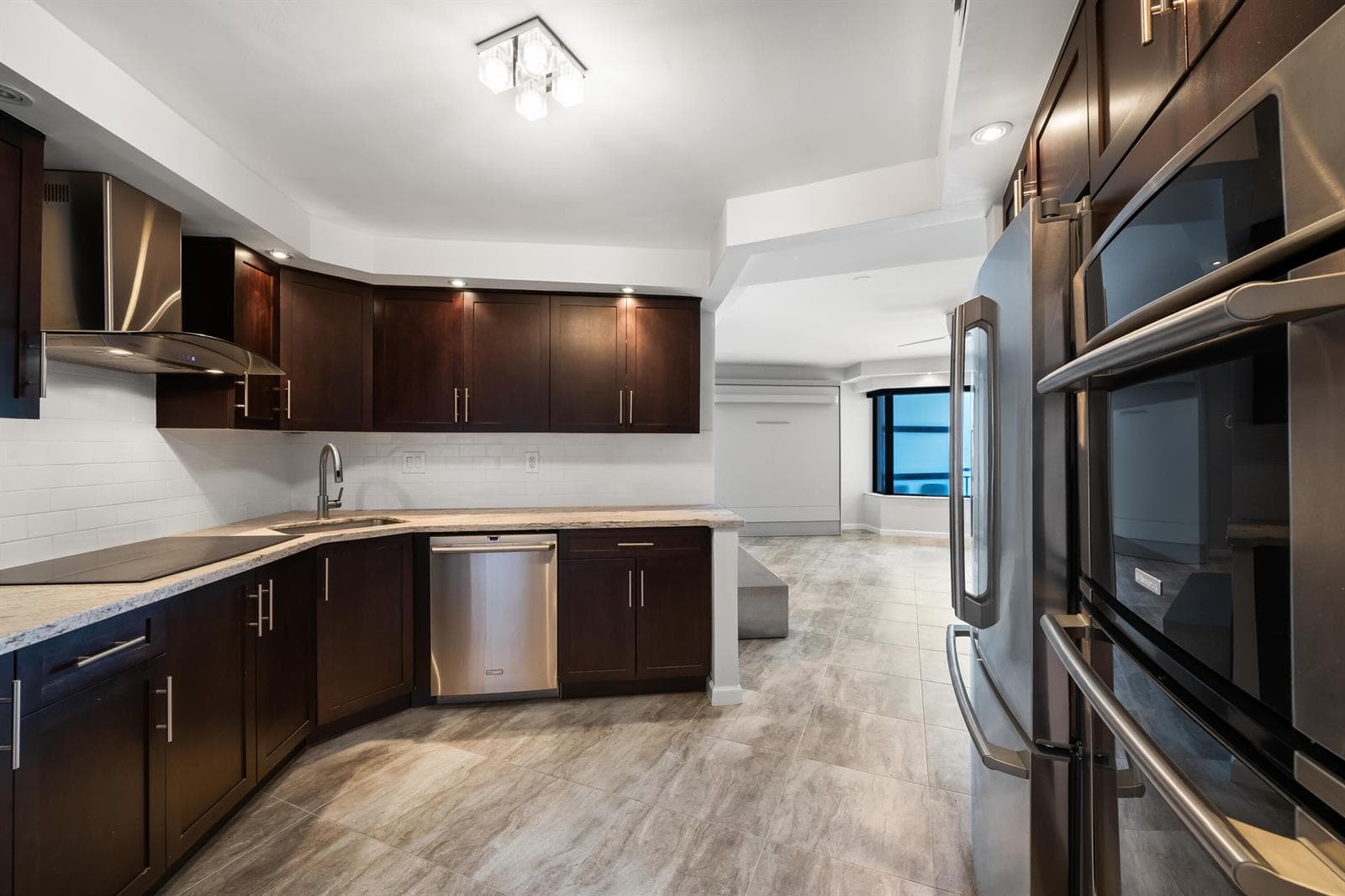 3800 GALT OCEAN Drive 1009 photo 12