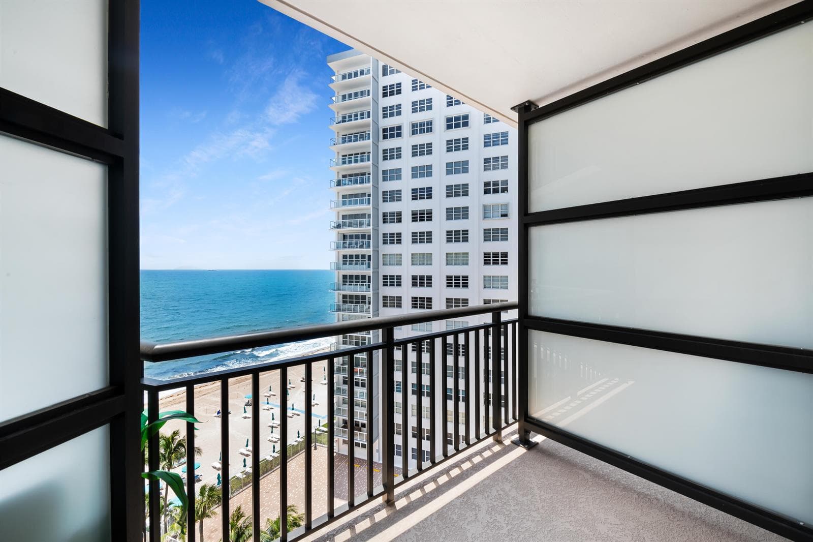 3800 GALT OCEAN Drive 1009 photo 4
