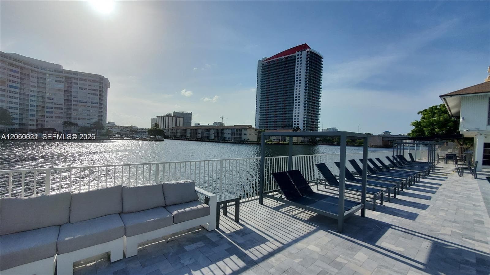 1833 S Ocean Dr 1103 photo 14