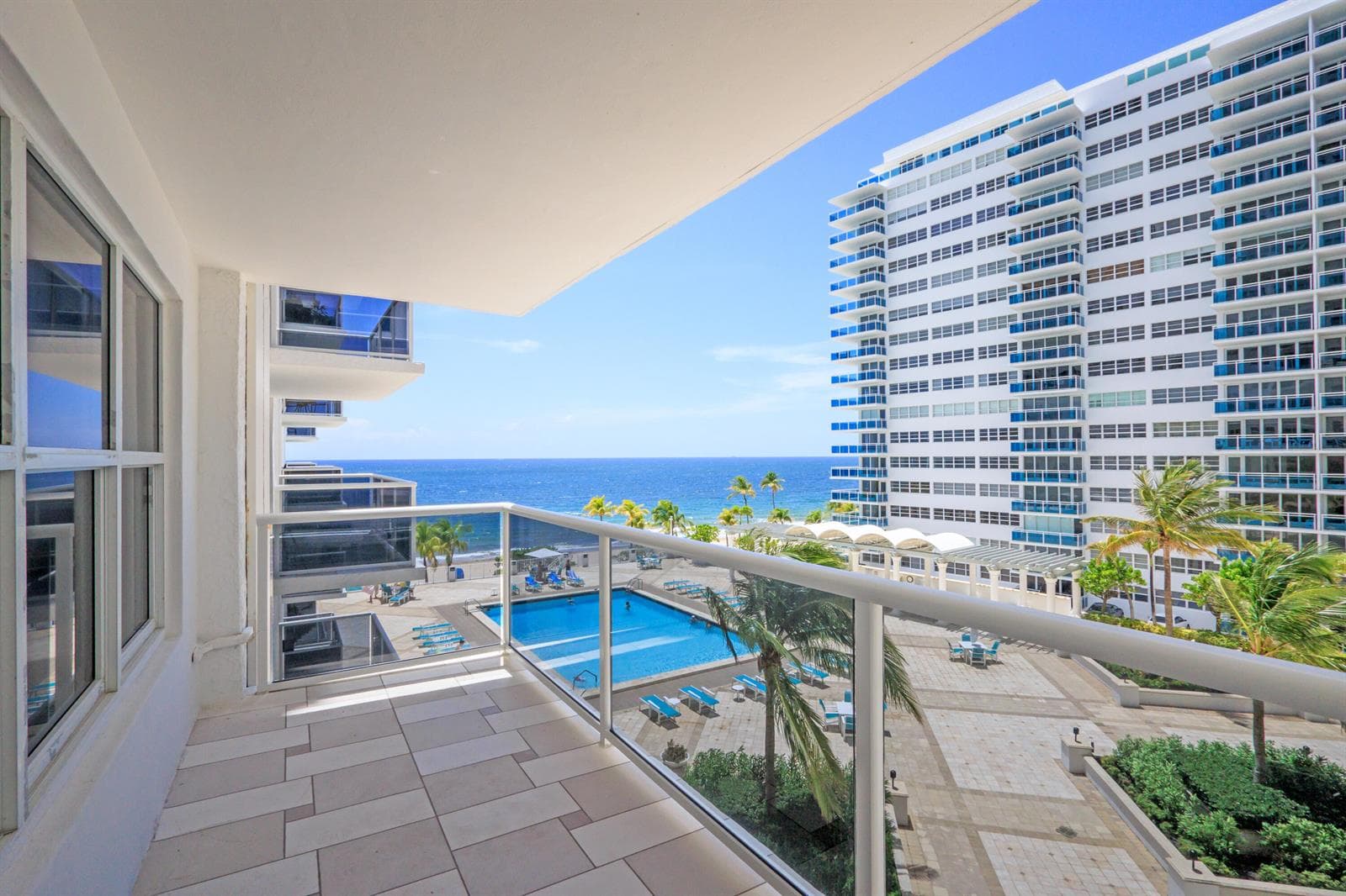 3500 Galt Ocean Drive 404 photo 1