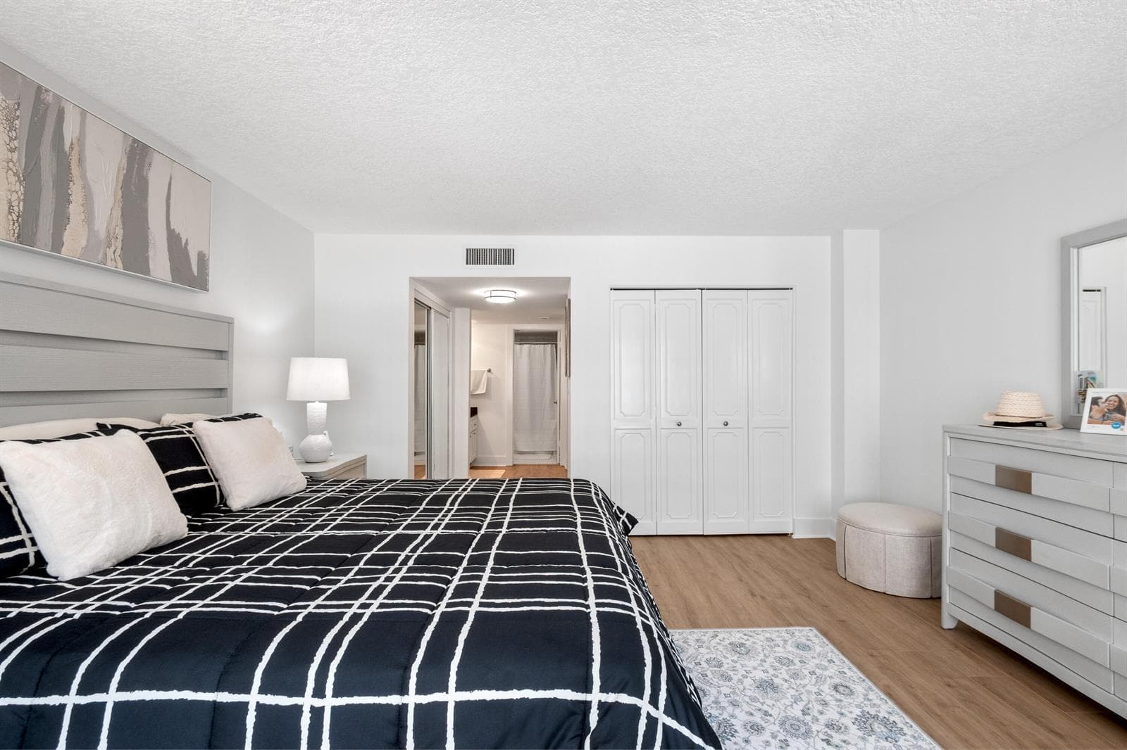 3500 Galt Ocean Drive 404 photo 15