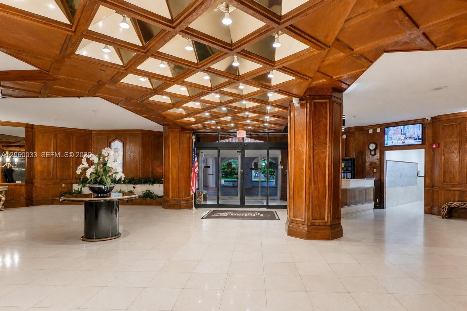 1865 S Ocean Dr 11J photo 4
