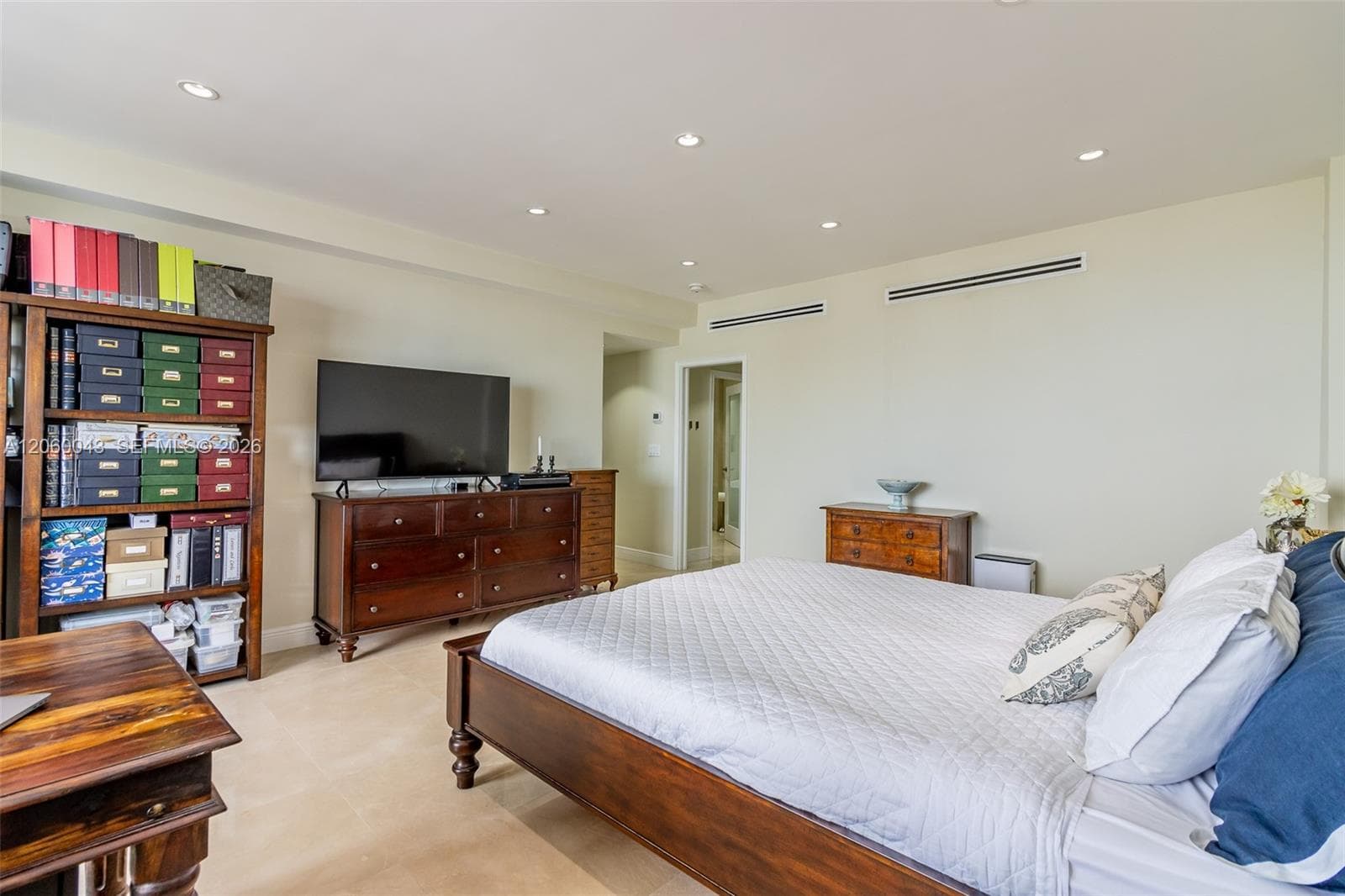 5255 Collins Ave 11E photo 16
