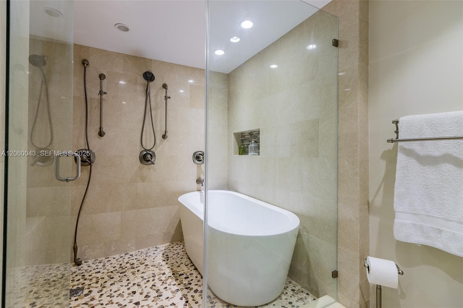 5255 Collins Ave 11E photo 22