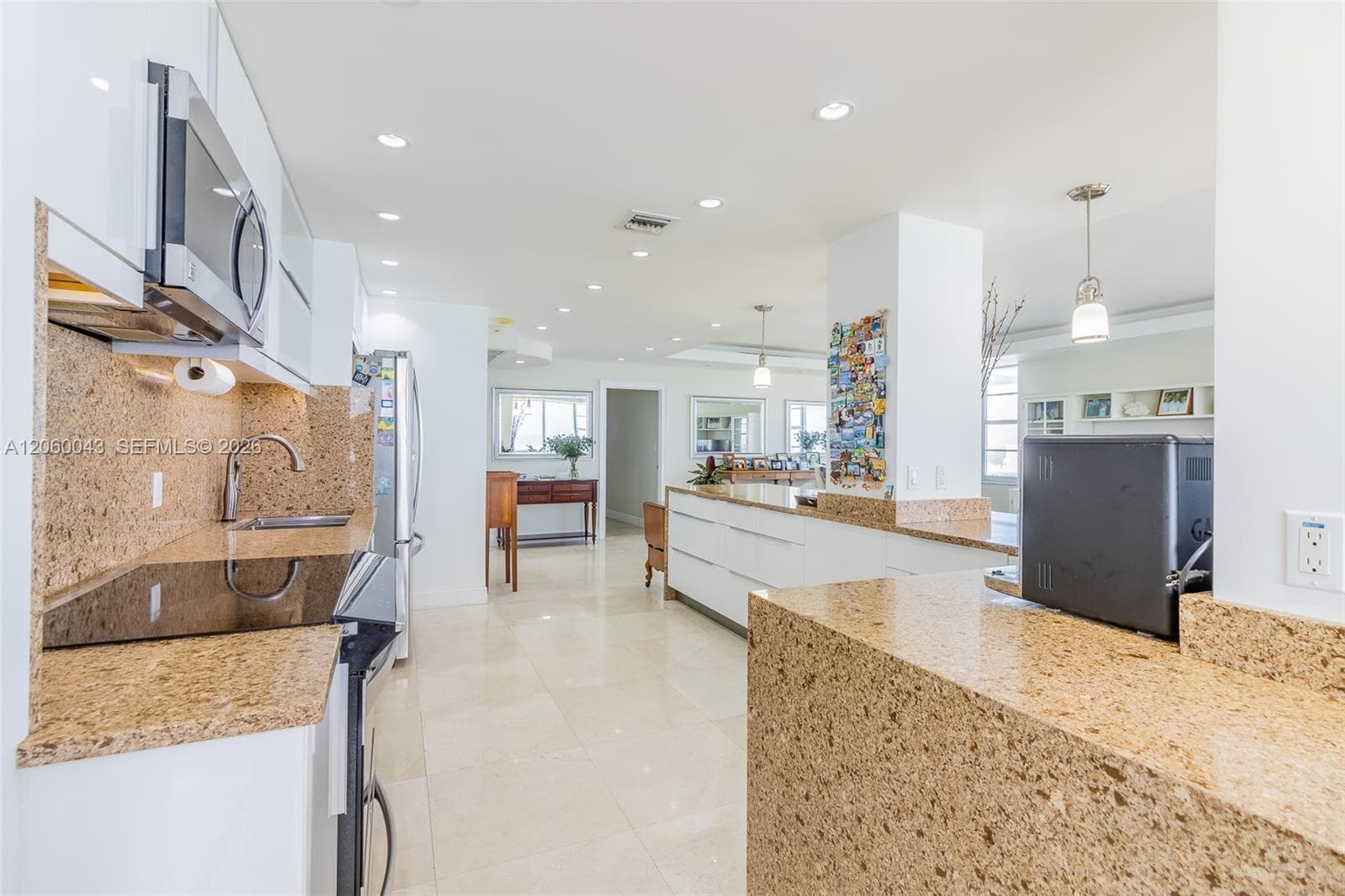 5255 Collins Ave 11E photo 11