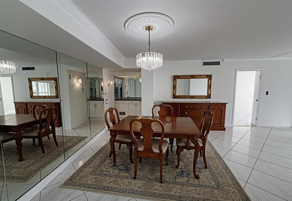 1833 S OCEAN Drive 808 photo 12