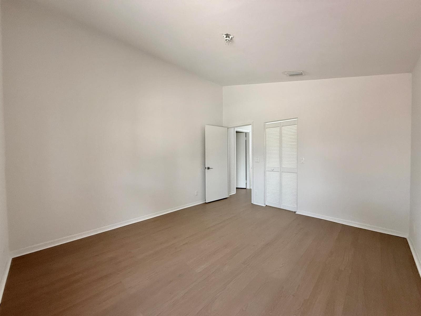 21440 Millbrook Court photo 20