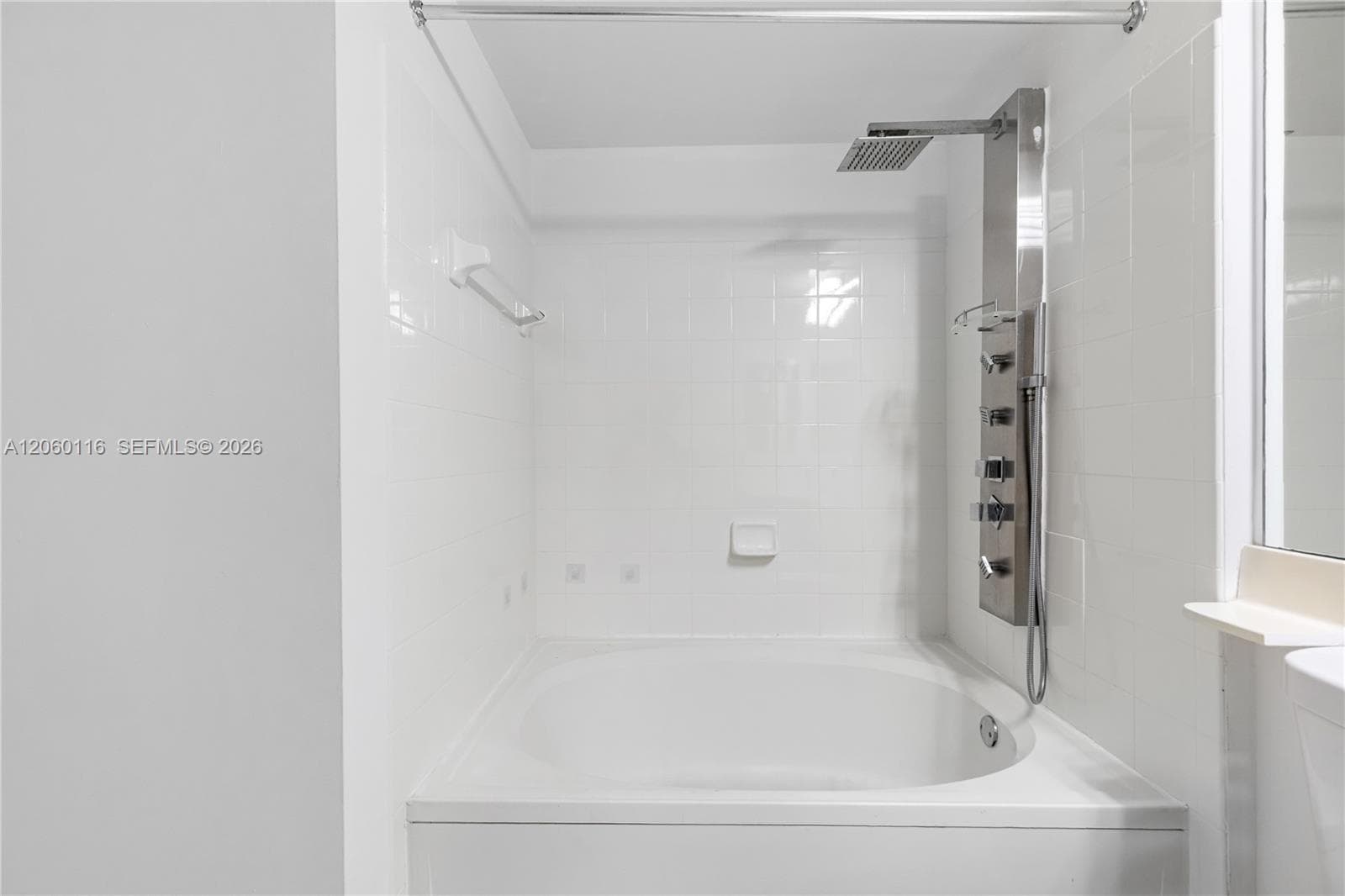 17150 N Bay Rd 2320 photo 10