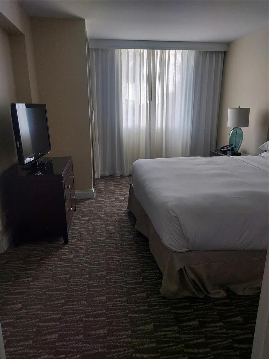 2670 E SUNRISE Boulevard 301 photo 24