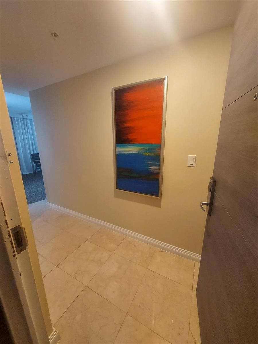 2670 E SUNRISE Boulevard 301 photo 15