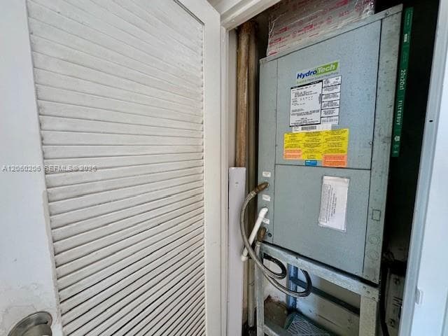 2450 NE 135th St 1005 photo 17