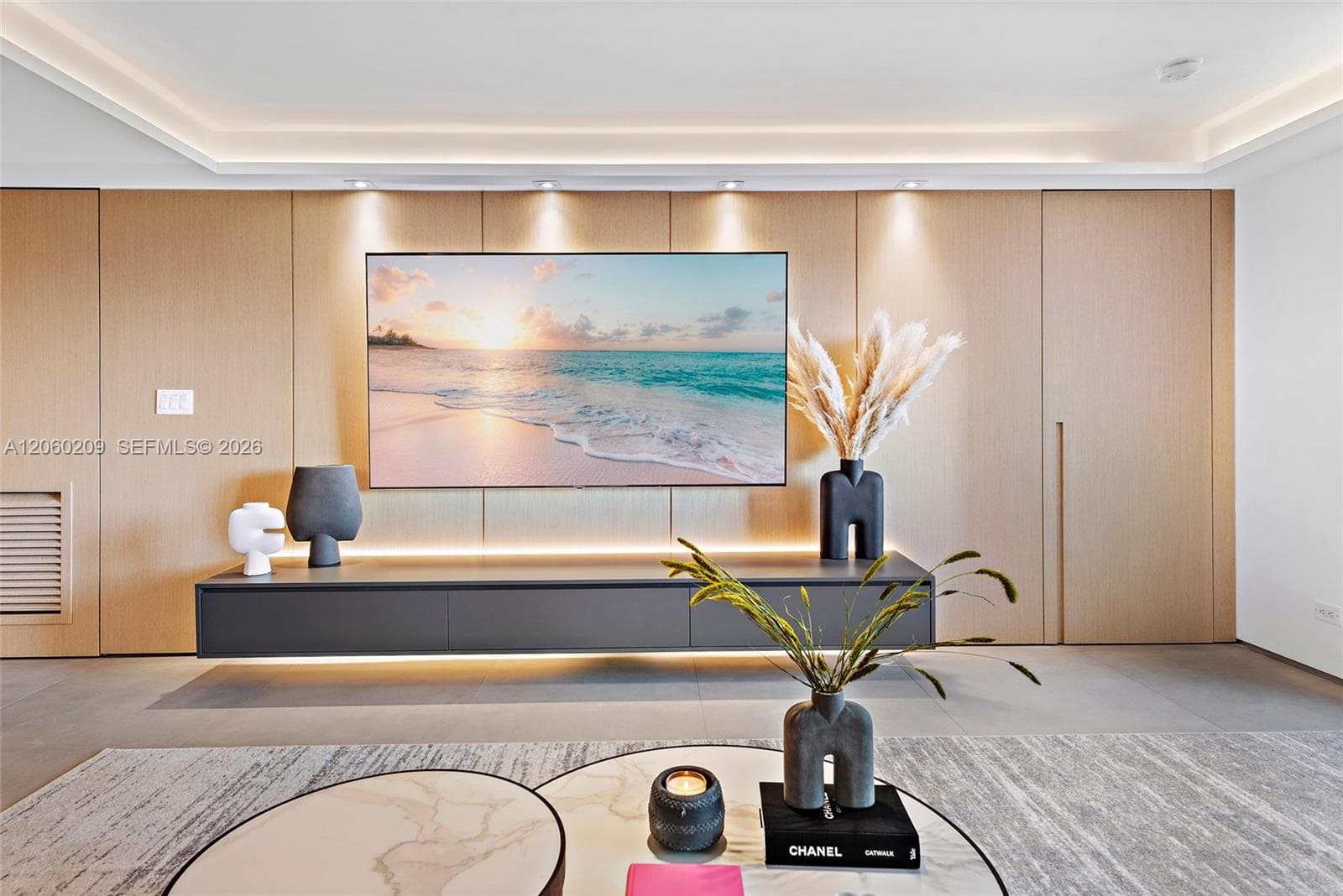 2301 Collins Ave 1004 photo 7