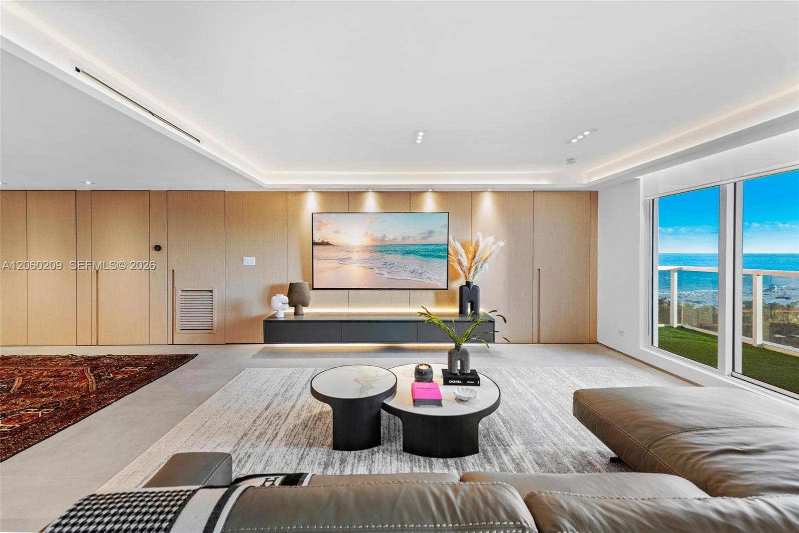 2301 Collins Ave 1004 photo 1