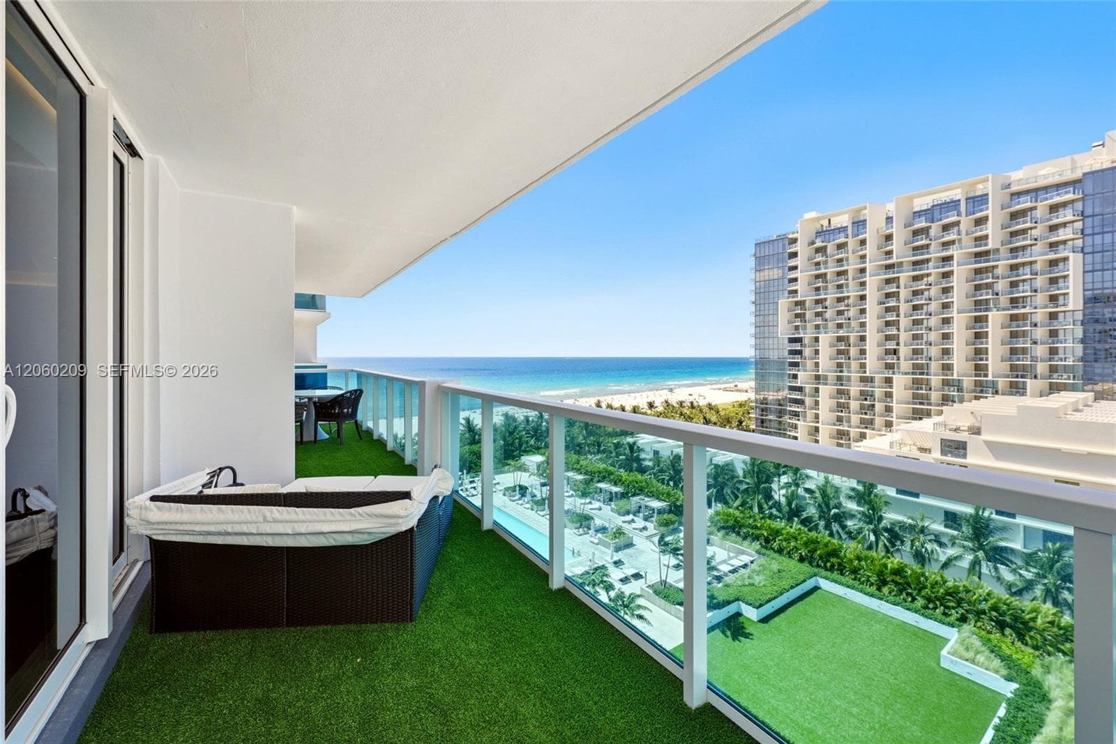 2301 Collins Ave 1004 photo 18