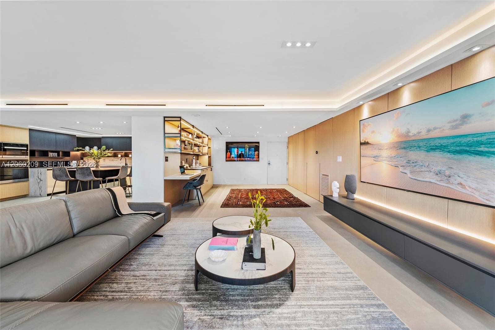 2301 Collins Ave 1004 photo 8