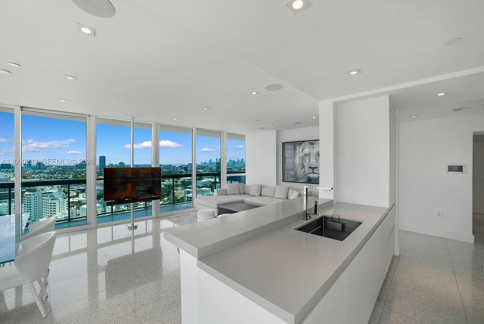 101 20th St 3208 photo 13