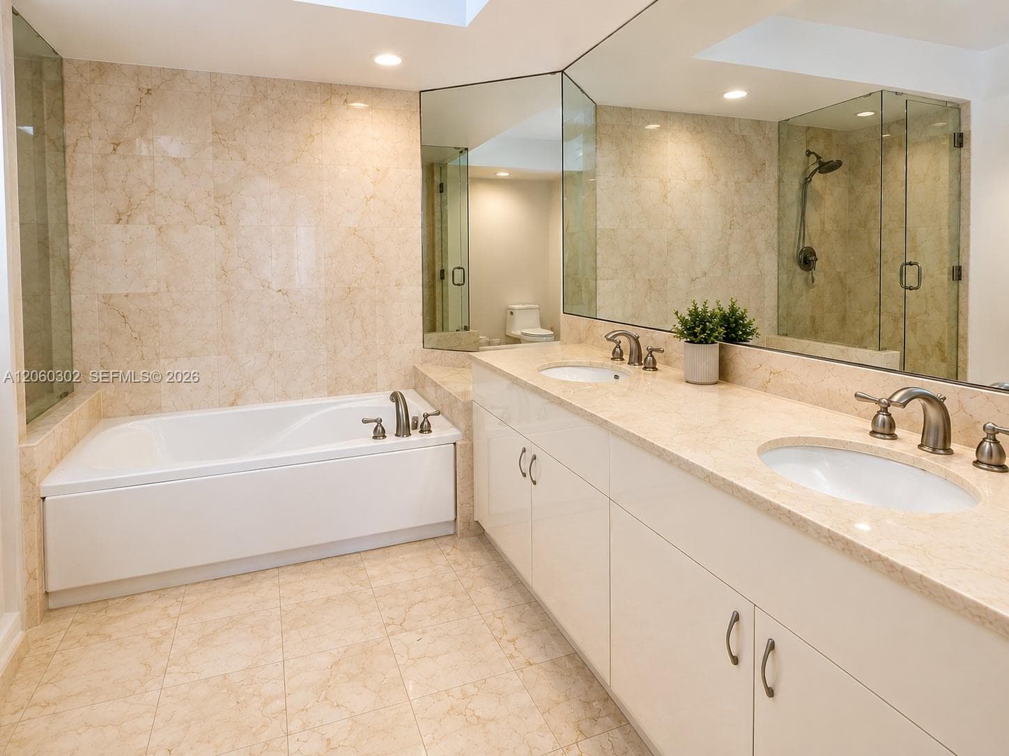 6365 Collins Ave 802 photo 23