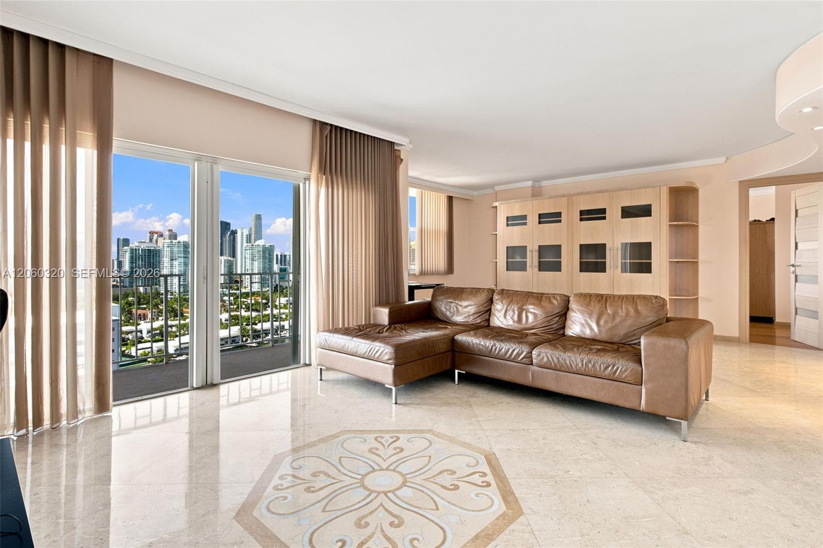 500 Bayview Dr 2121 photo 1