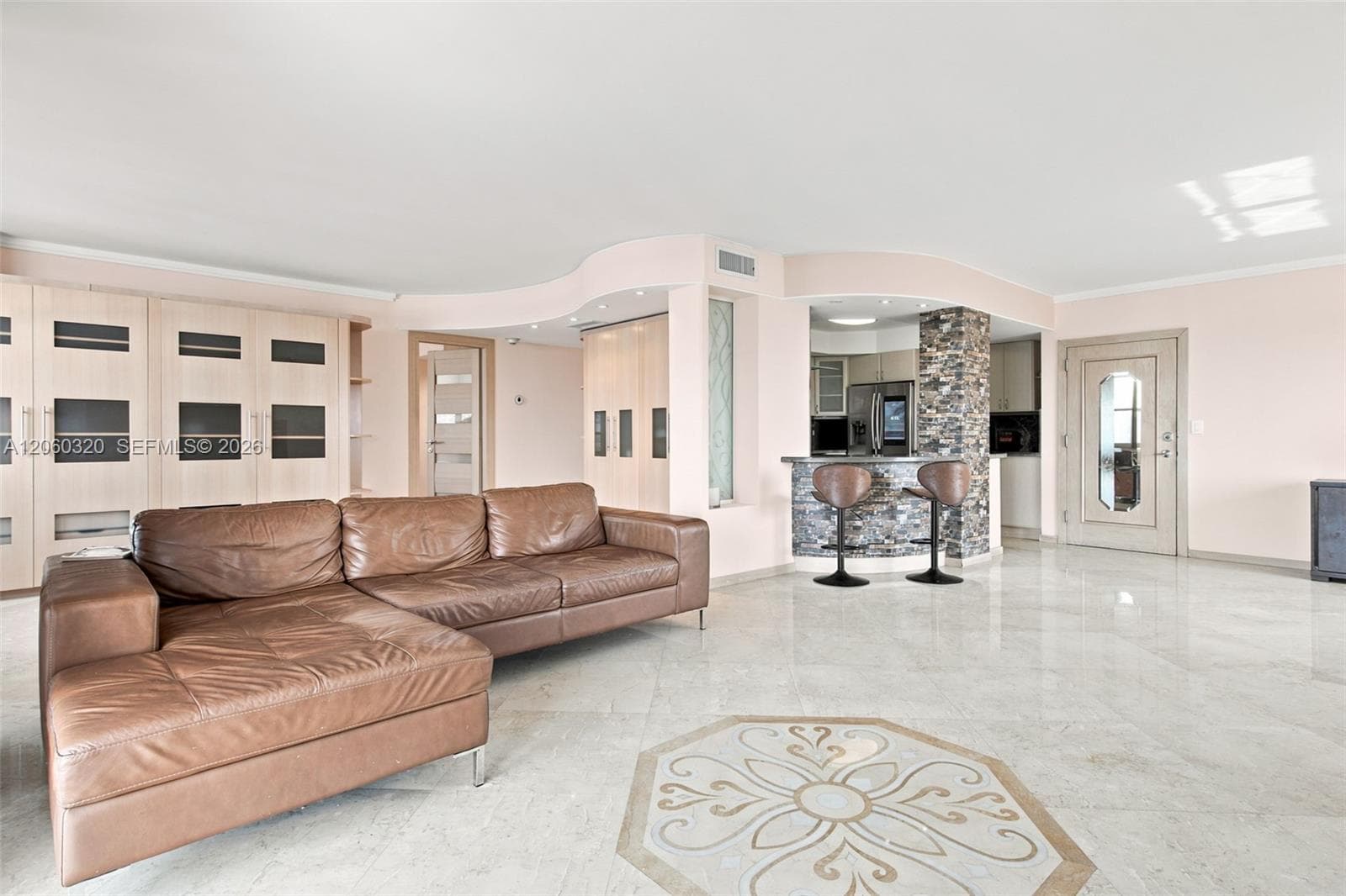 500 Bayview Dr 2121 photo 5