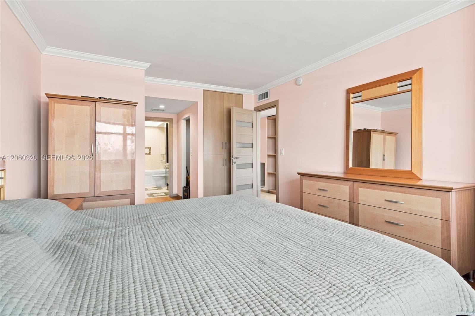 500 Bayview Dr 2121 photo 14