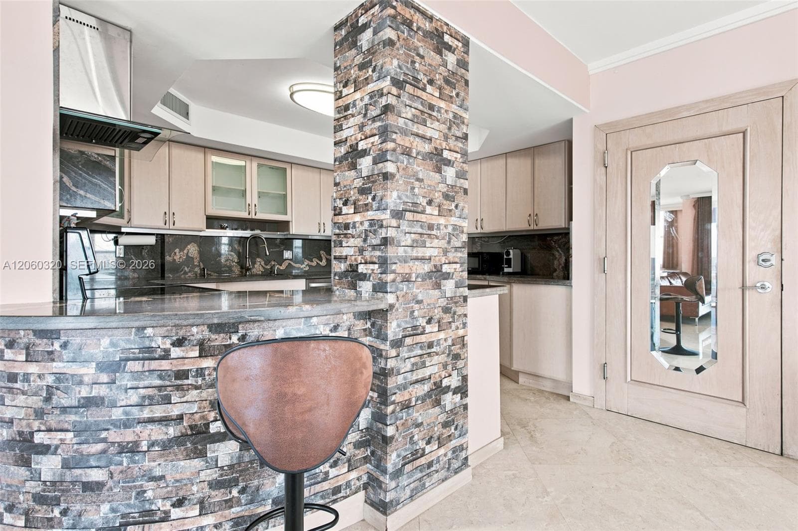 500 Bayview Dr 2121 photo 11