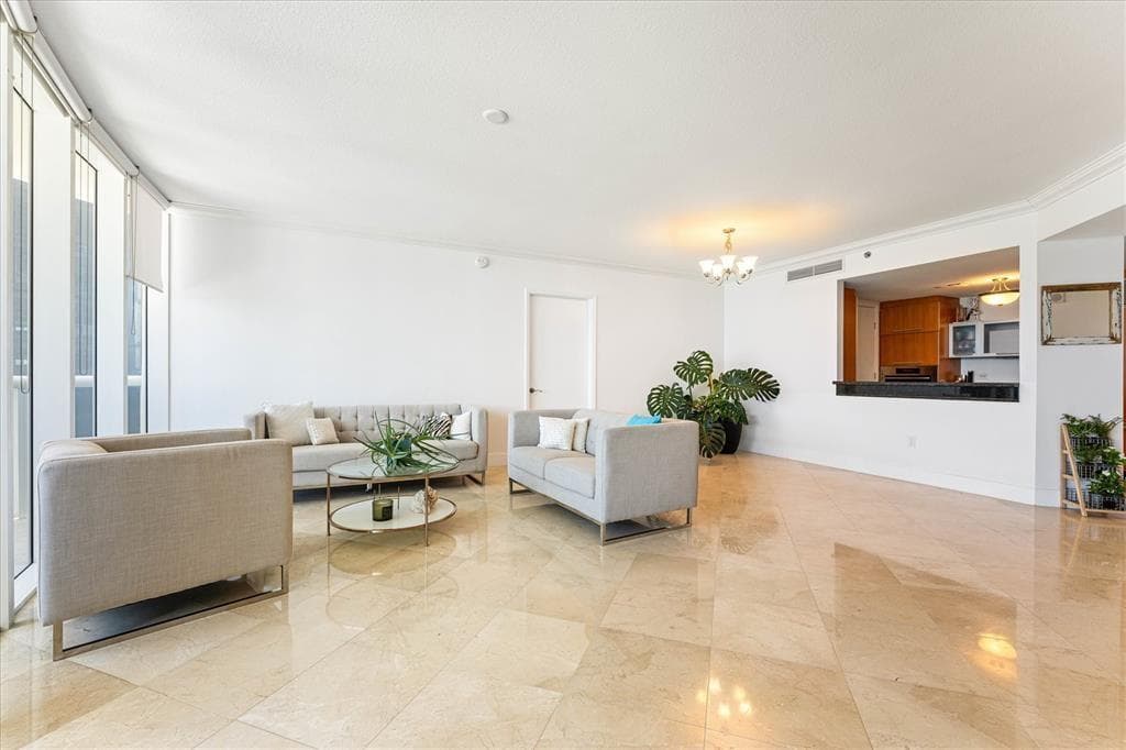 17201 COLLINS Avenue 805 photo 5
