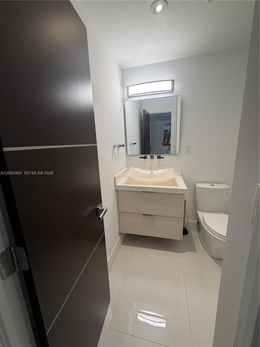 19390 Collins Ave PH-6 photo 8