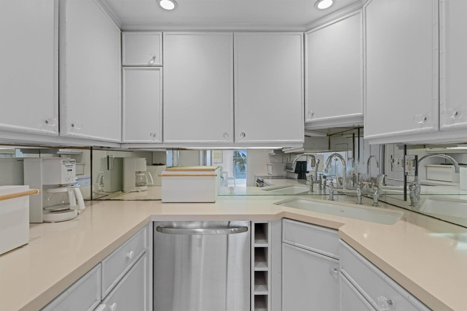 2800 N FLAGLER Drive 404 photo 16