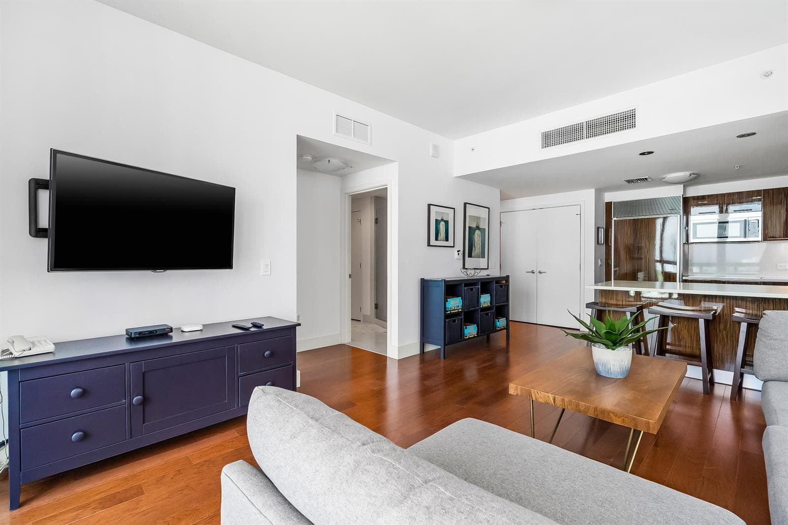 6899 Collins Avenue 1409 photo 17