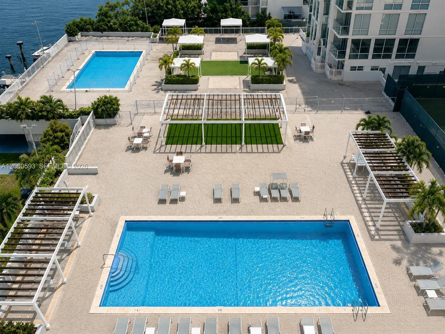 18071 Biscayne Blvd 302 photo 6