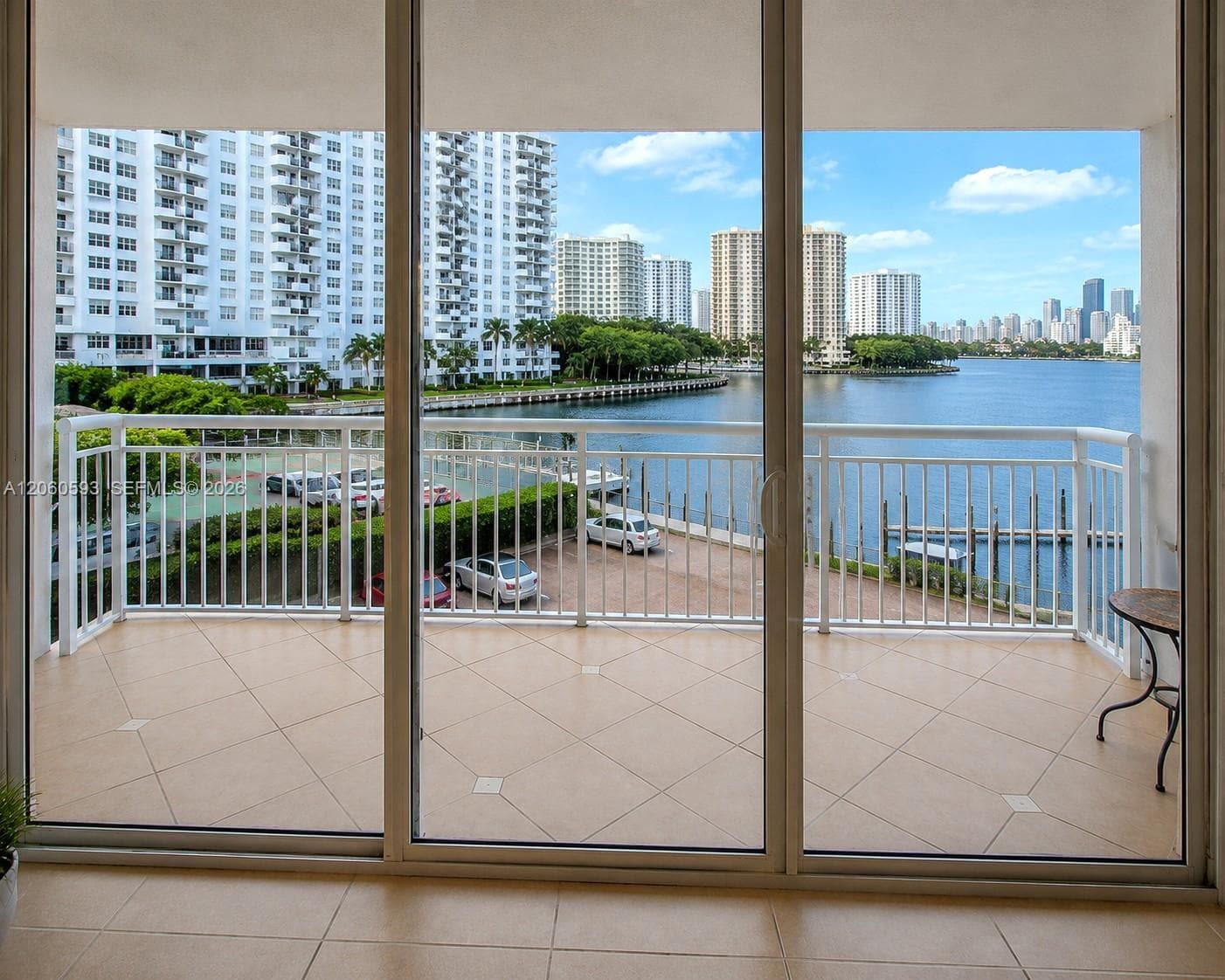 18071 Biscayne Blvd 302 photo 17