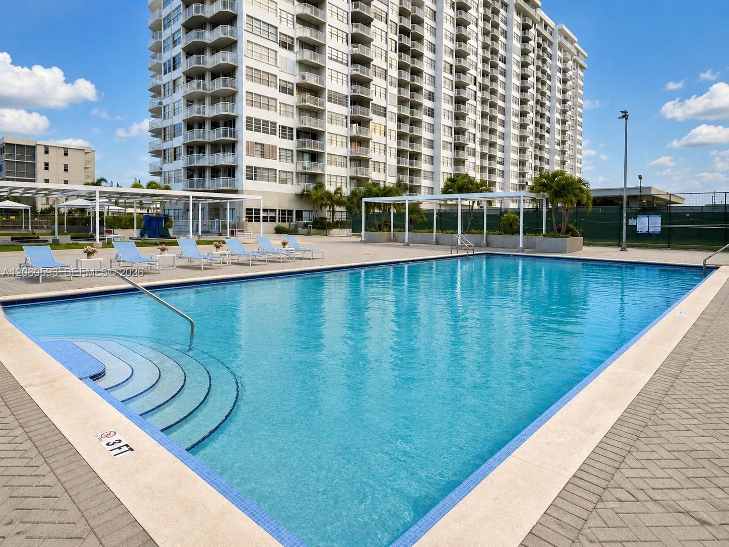 18071 Biscayne Blvd 302 photo 22