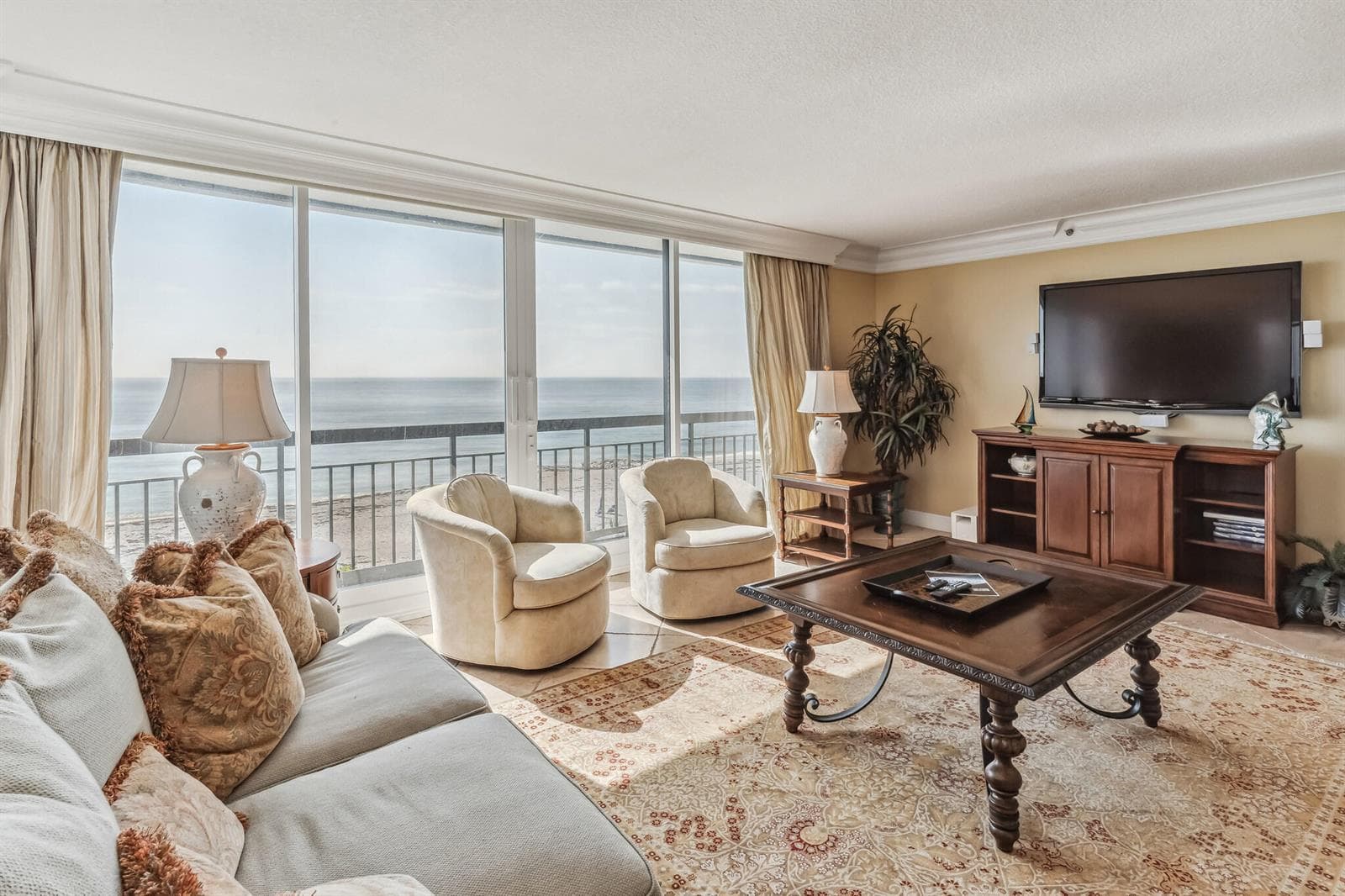 4000 N OCEAN Drive 401 photo 1