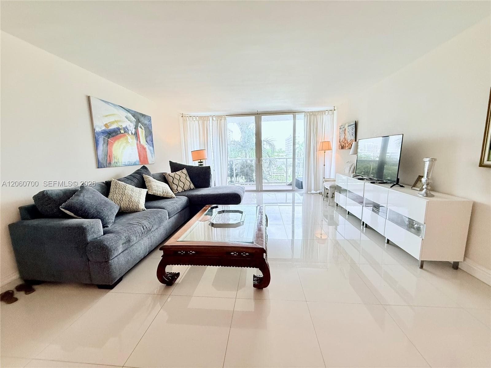 3140 S Ocean Dr 310 photo 8