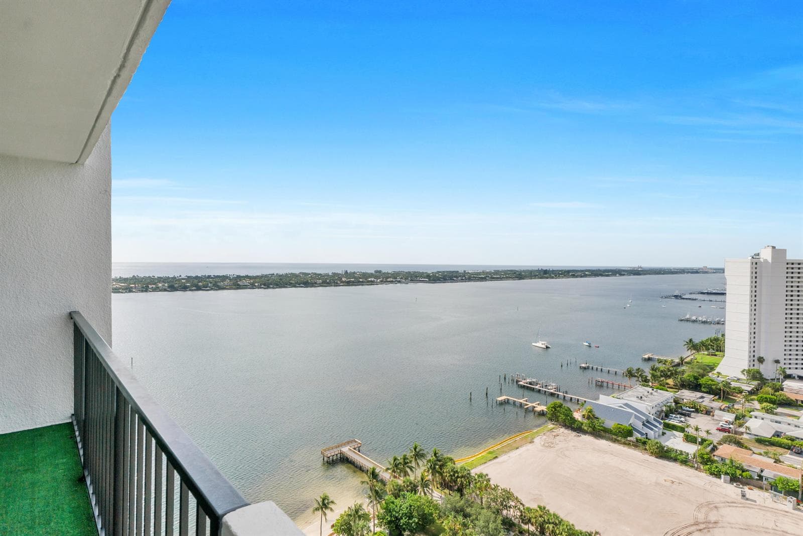 5600 N Flagler Drive 2504 photo 1