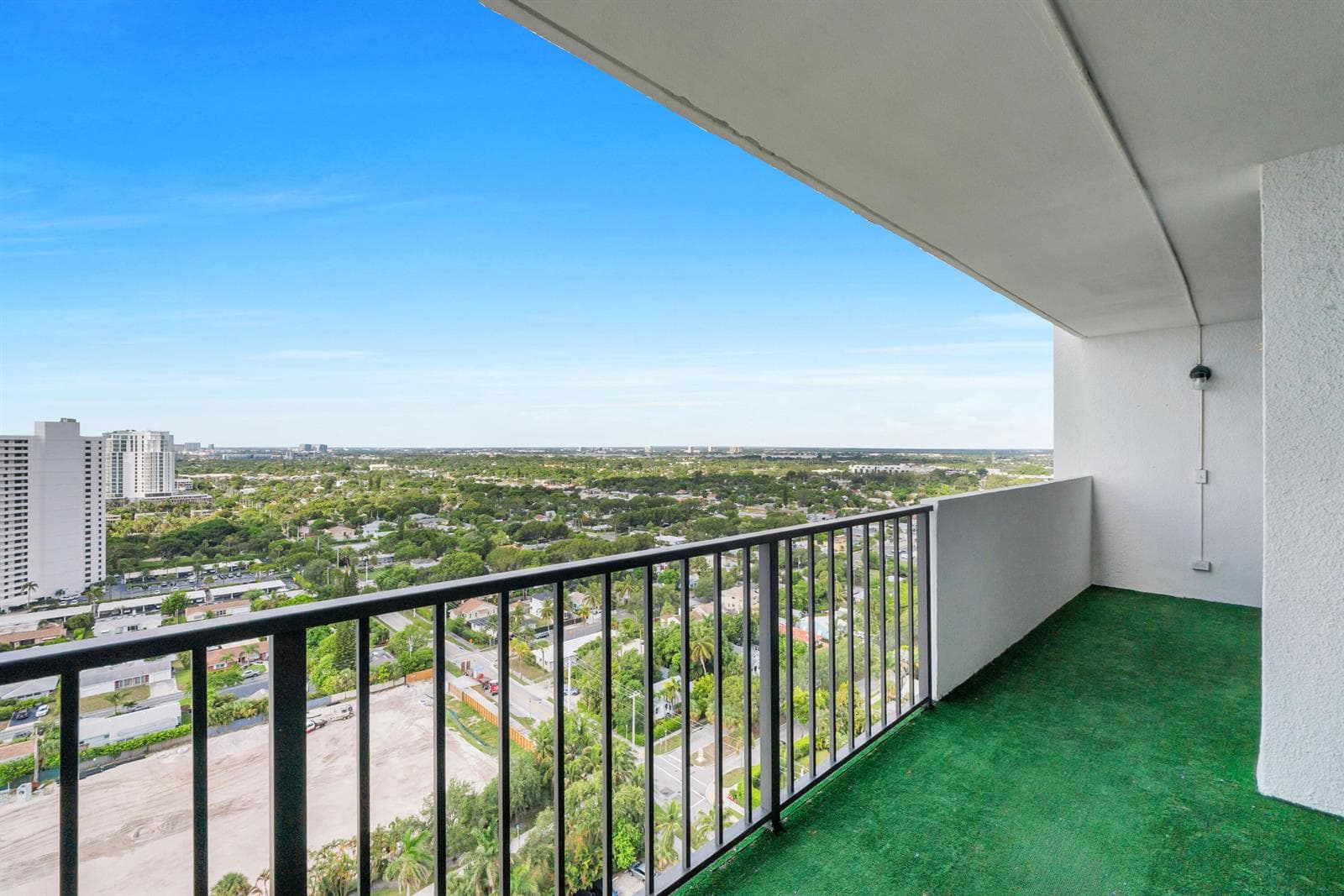 5600 N Flagler Drive 2504 photo 20