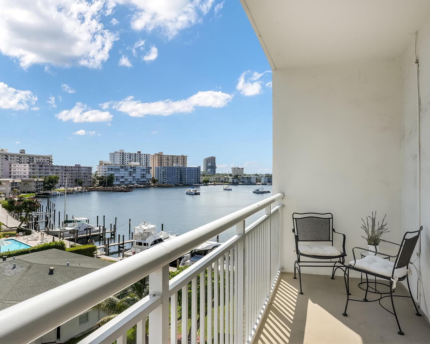 126 Golden Isles Drive 52A photo 1