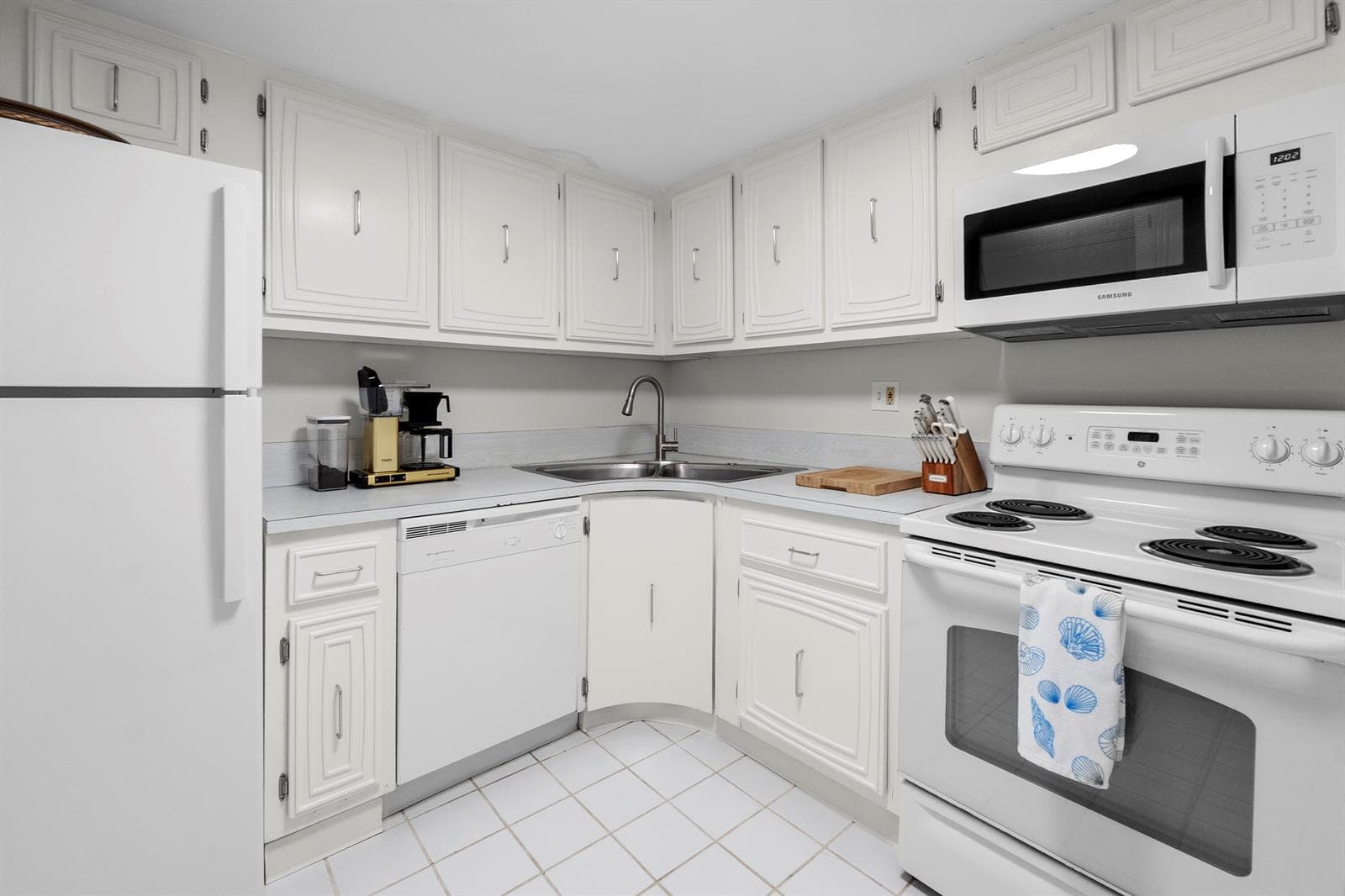 1200 S Flagler Drive 1102 photo 6