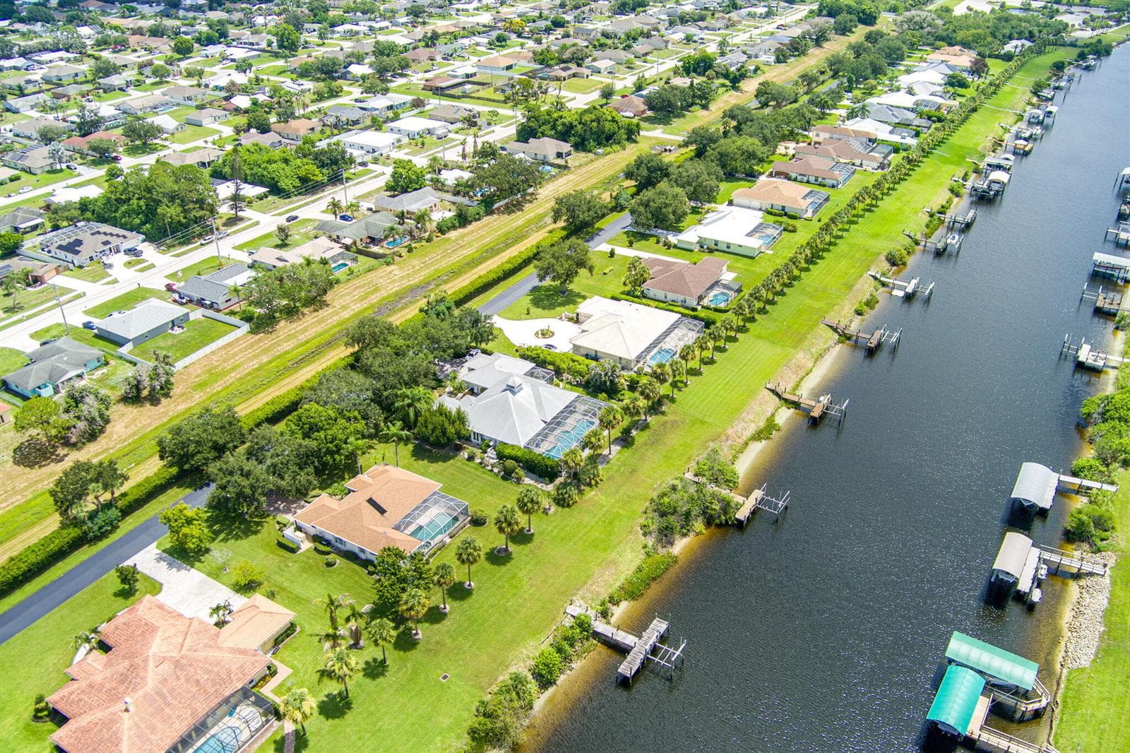 2624 SW RIVER SHORE Drive photo 8