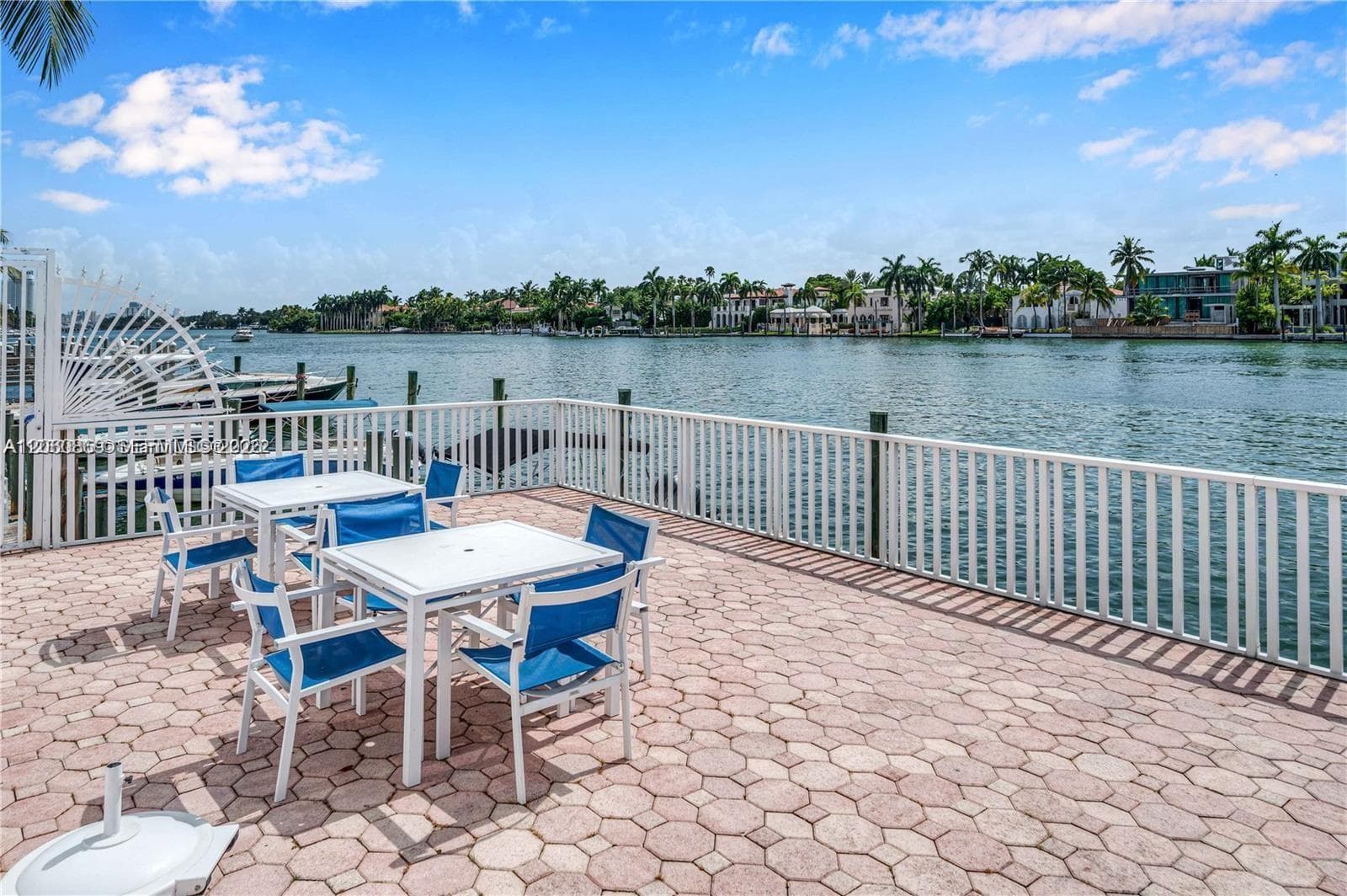 5700 Collins Ave 15D photo 23