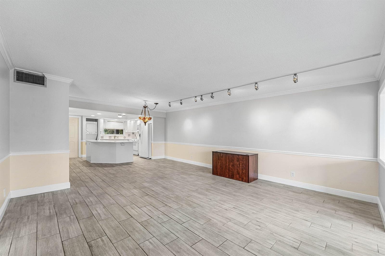 3031 NE 51ST Street 106W photo 11