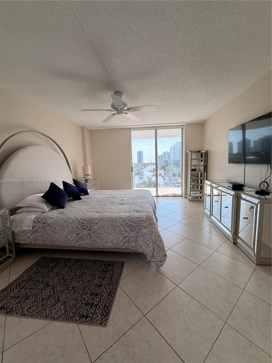 3375 N Country Club Dr 602 photo 8