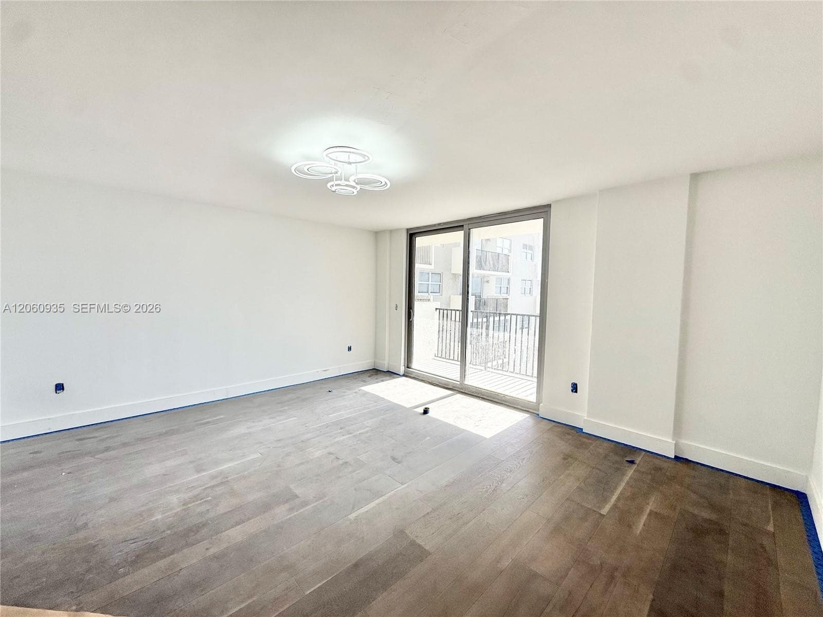9273 Collins Ave 811 photo 5